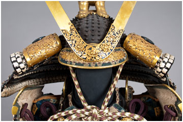 甲冑❗️美品❗️鎧兜❗️星兜❗️二枚胴‼️高級品❗️時代物‼️破格出品‼️送料無料‼️ Yahoo!オークション - 本小札紺糸威鎧 鉄黒漆三十二間大円山厳星