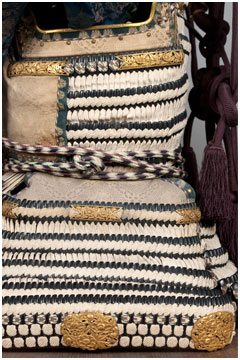 甲冑作品解説 卯の花威大鎧 十六間星兜付 | 兵庫県立歴史博物館:兵庫県