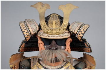 甲冑❗️美品❗️鎧兜❗️星兜❗️二枚胴‼️高級品❗️時代物‼️破格出品‼️送料無料‼️ 作品解説：紺裾濃威本小札胴丸 二十二間星兜付｜武具・甲冑を見る