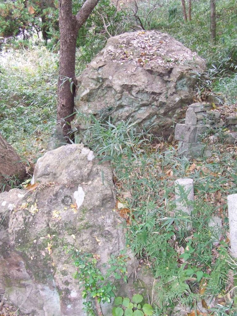 矢田部の太子の感動岩